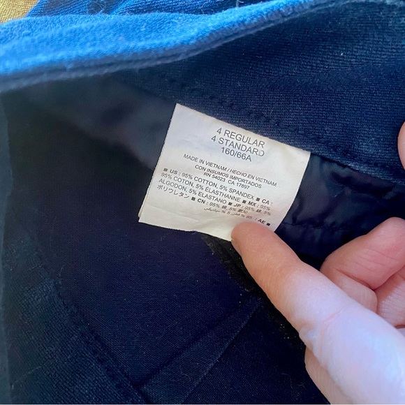 Old Navy Pixie Pants - 2 pairs - size 4 Regular - Picture 4 of 8